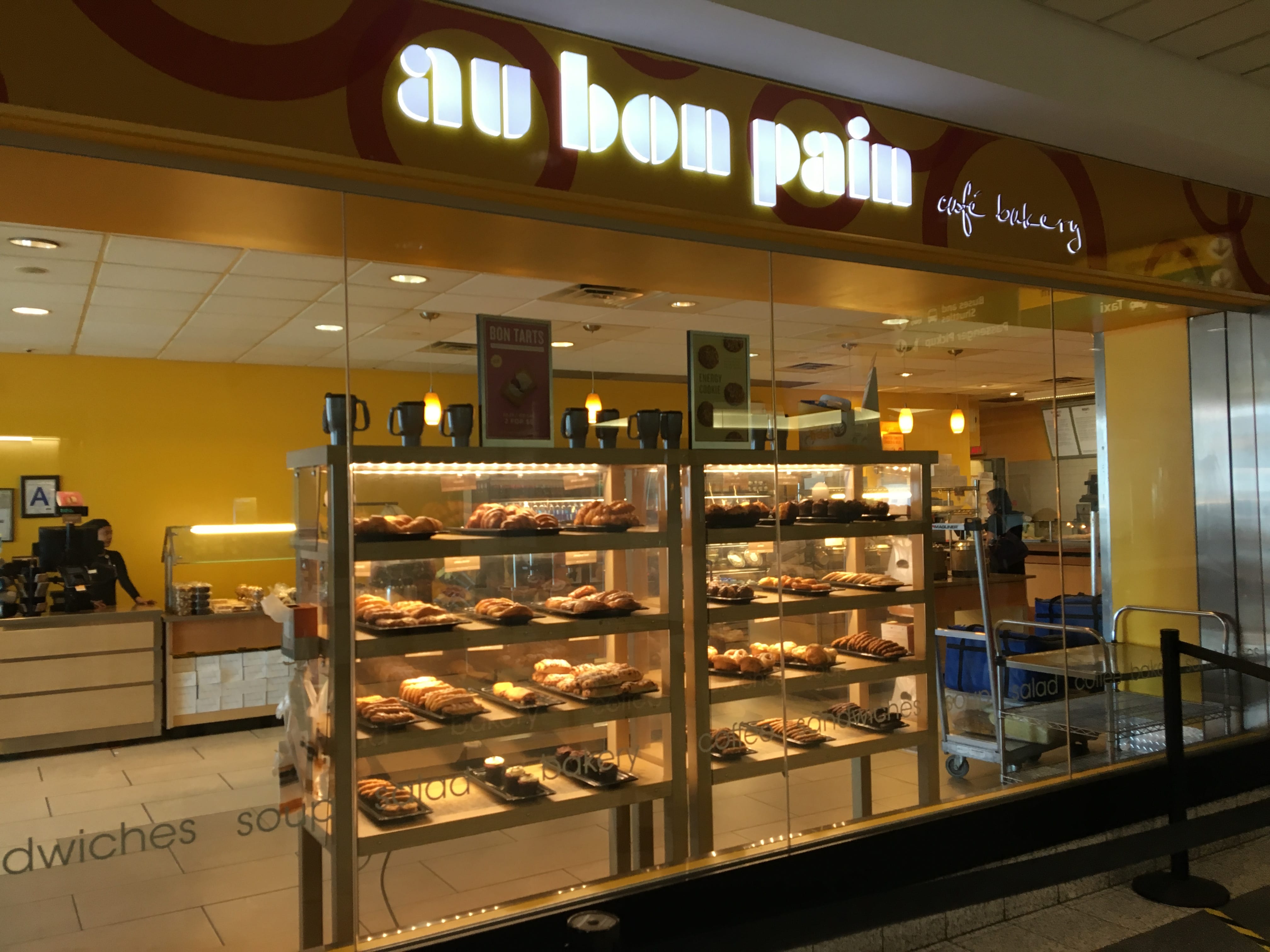 Exterior Au Bon Pain